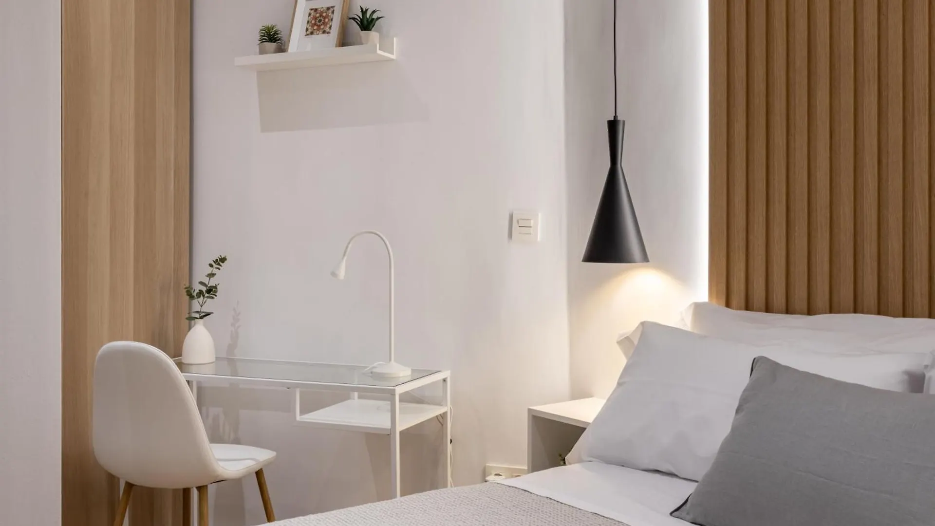 Elvira Elegant Suite Gran Via-Catedral Granada
