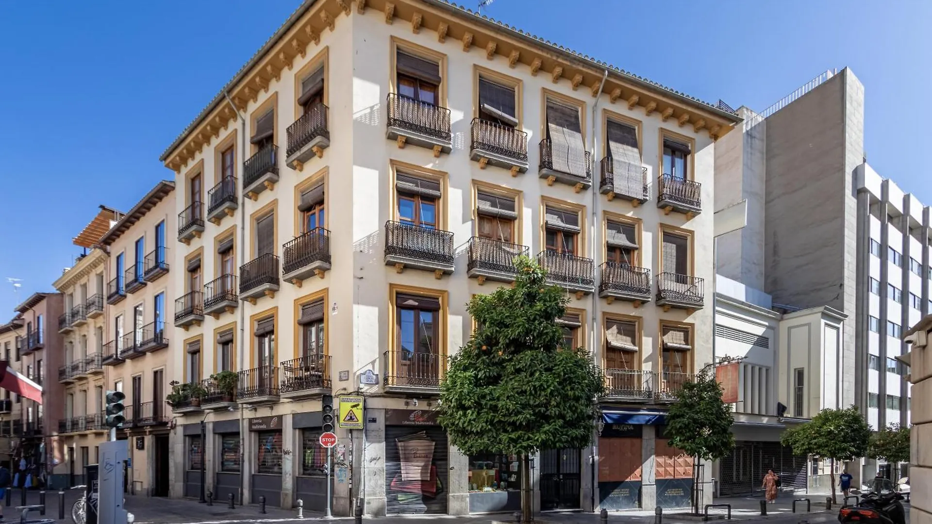 Elvira Elegant Suite Gran Via-Catedral Granada Spain