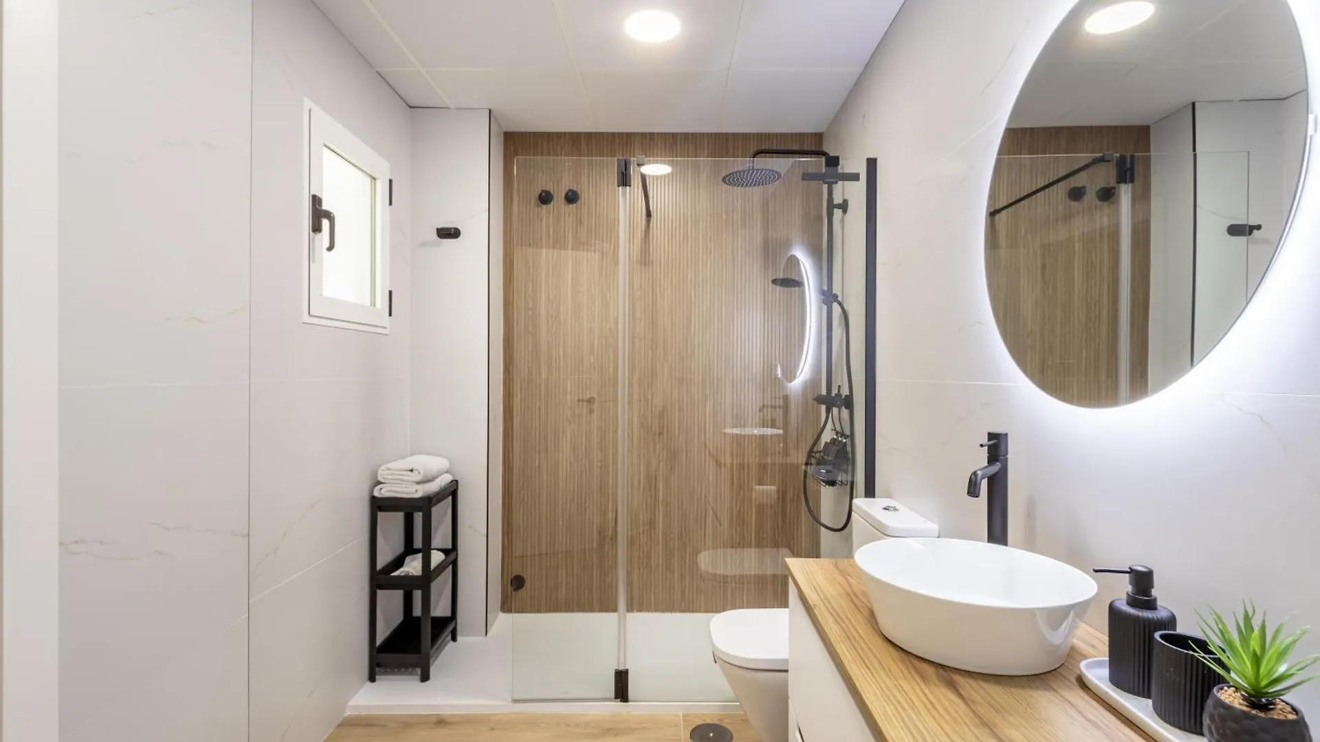 Elvira Elegant Suite Gran Via-Catedral Granada Spain